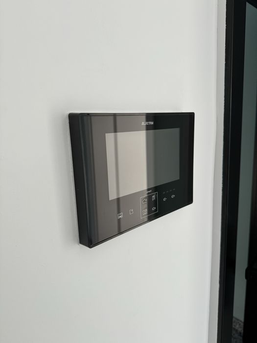 VINDEM si MONTAM : Sisteme supraveghere , alarme  , automatizari porti