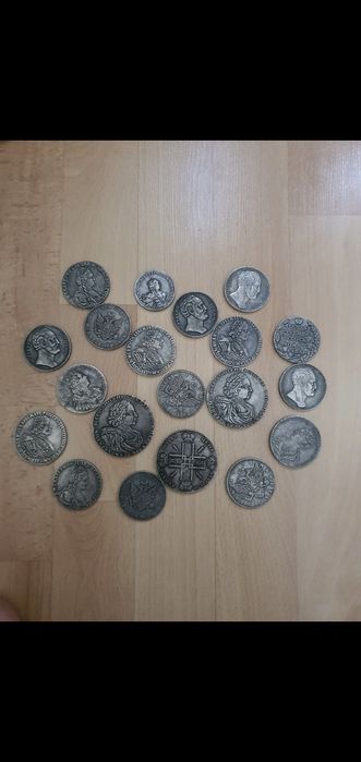 Монеты продам не дорого