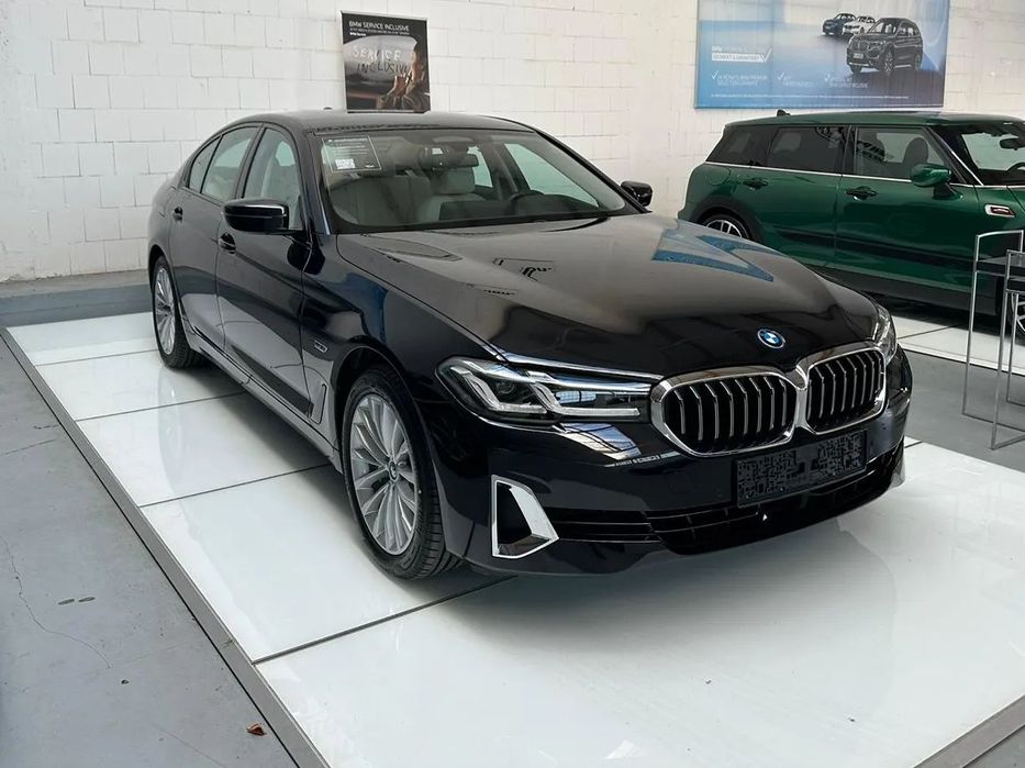 BMW Seria 5 BMW 530e xDrive Luxury Line