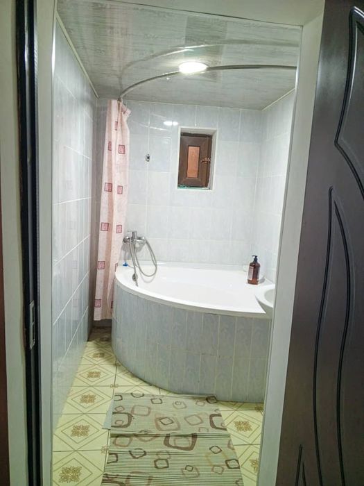 Продается 2-этажный дом