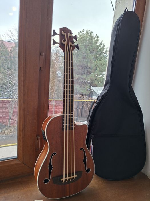 Укулеле-бас срочна!!