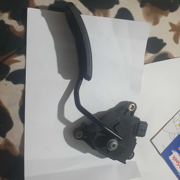 Pedala acceleratie Renault Megane 2