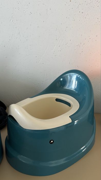 Горшок детский с крышкой