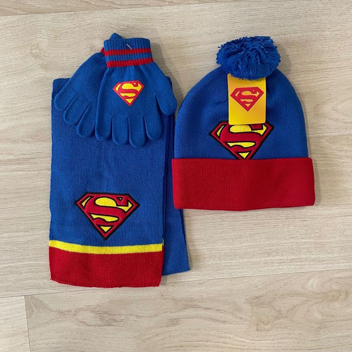 Шапка шарф и перчатки