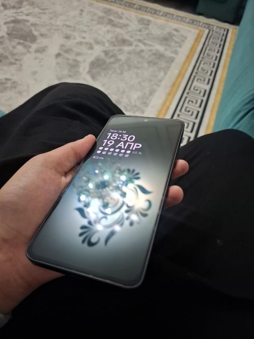 Redmi note 13 , С каропкам