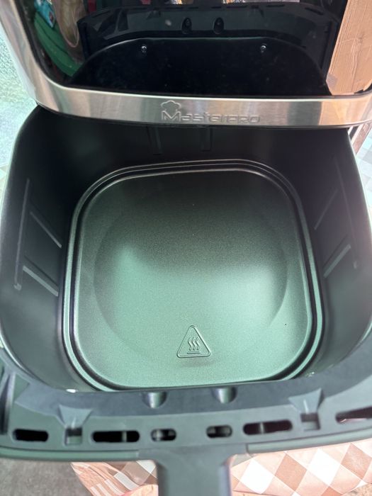 Еърфрайър MasterPro 6L + Миксер SilverCrest 300W