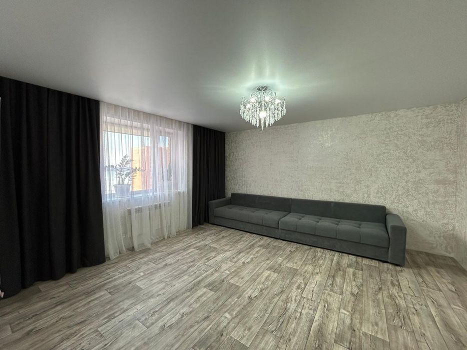 3 ком квартира в районе 1 школы
