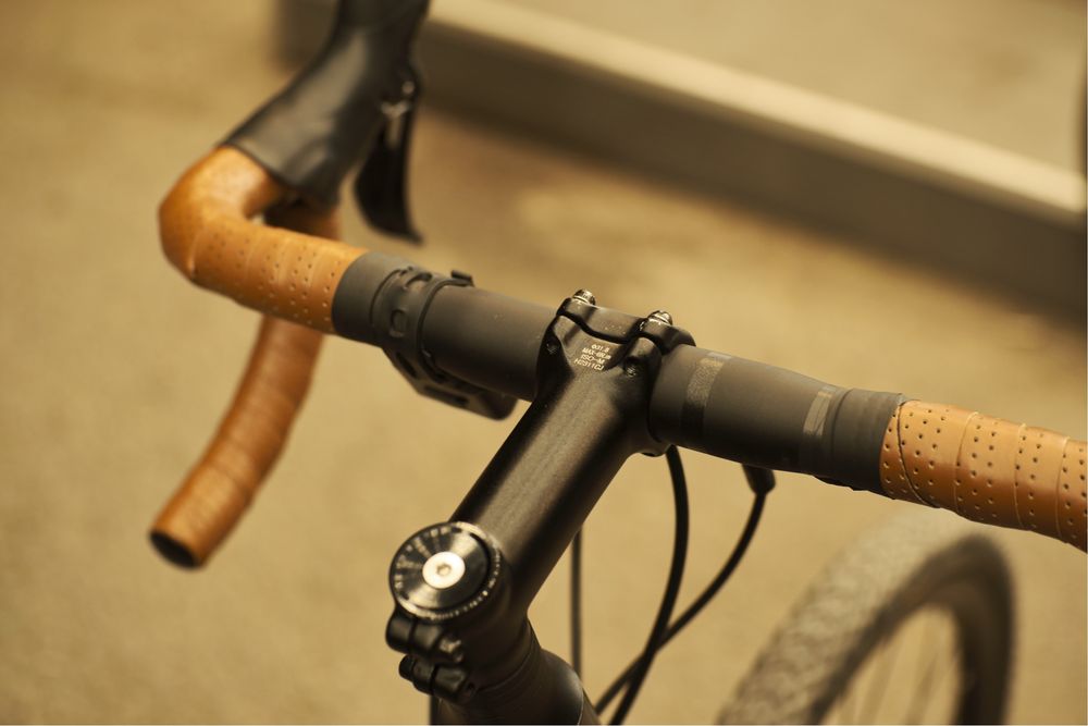 шоссейный велосипед giant contend ar3