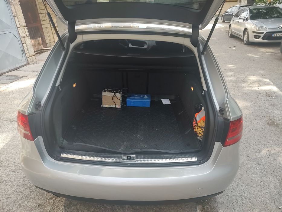 Продава се Ауди А4 Б8 1,8т