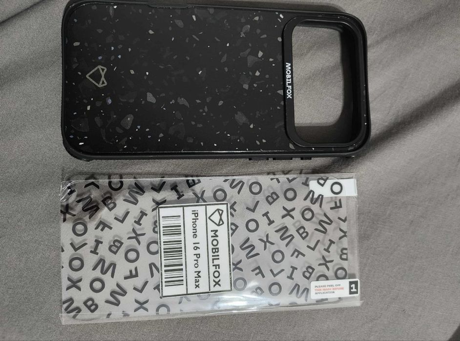 MobilFox  Pro-shock кейс + слюда Iphone 17 pro Max