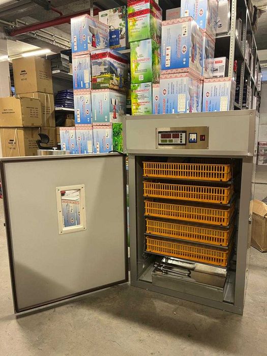 Инкубатор для 440 яиц/инкубатор