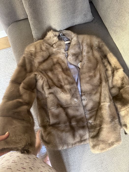 Продам норковую шубу