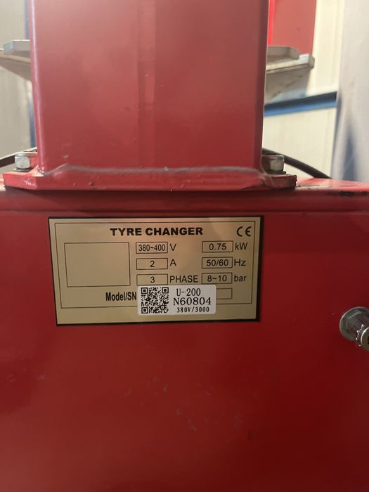 Продам шиномонтажный станок u-2000