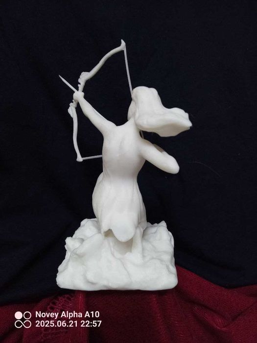 статуэтка ЛУЧНИЦА , 15 см