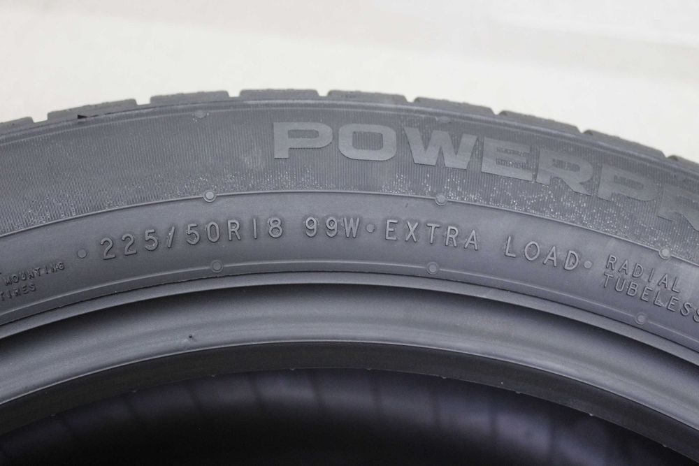 225/50-18 Nokian Poweproof