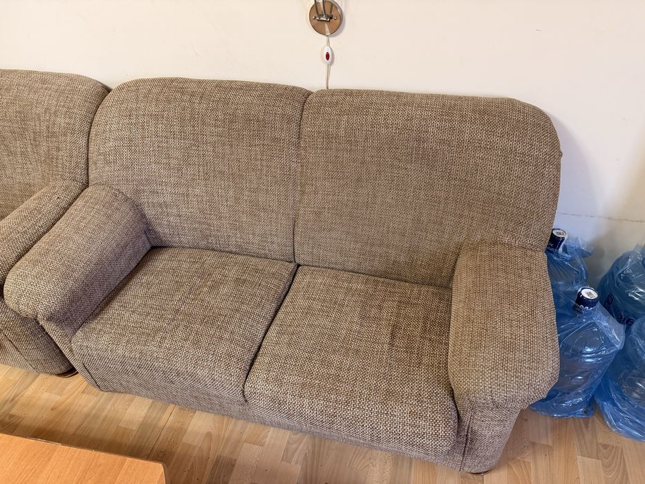 Продается комплект диванов 3 штуки