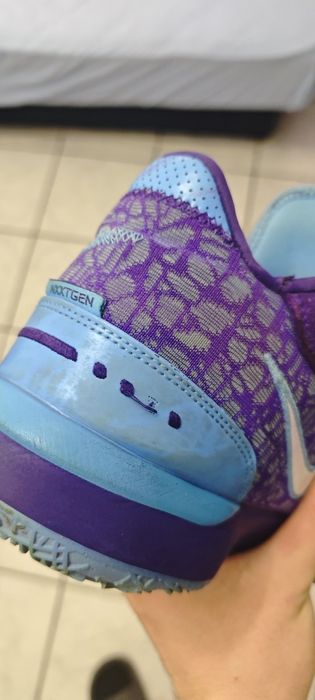 Баскетболни обувки: Nike JA2 и Nike Lebron NXXT gen AMPD