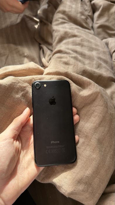 Iphone 7 продается торг есть