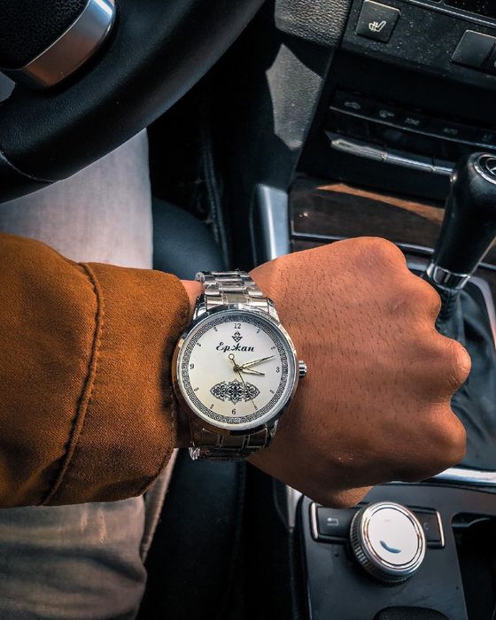 Именные наручные часы