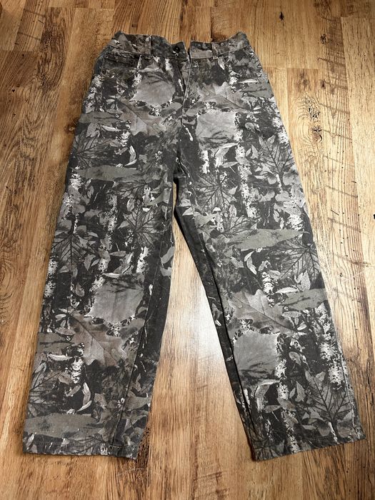 Bershka camo/ маскировачни дънки като нови