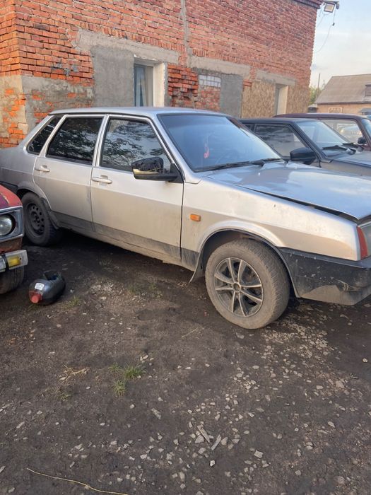 Продам ваз 21099