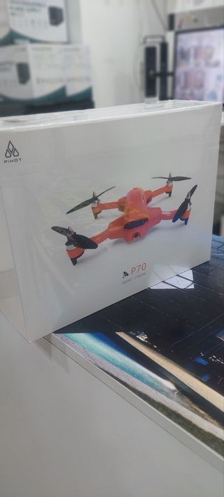 Дрон p70 квадрокоптер