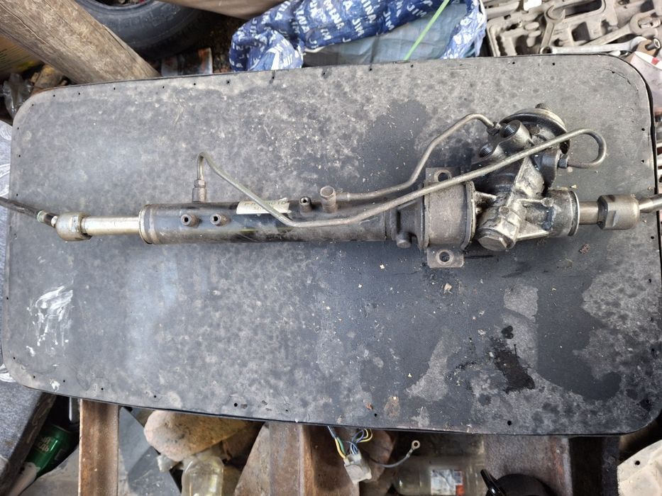 Рулевая рейка Мазда 323f BA