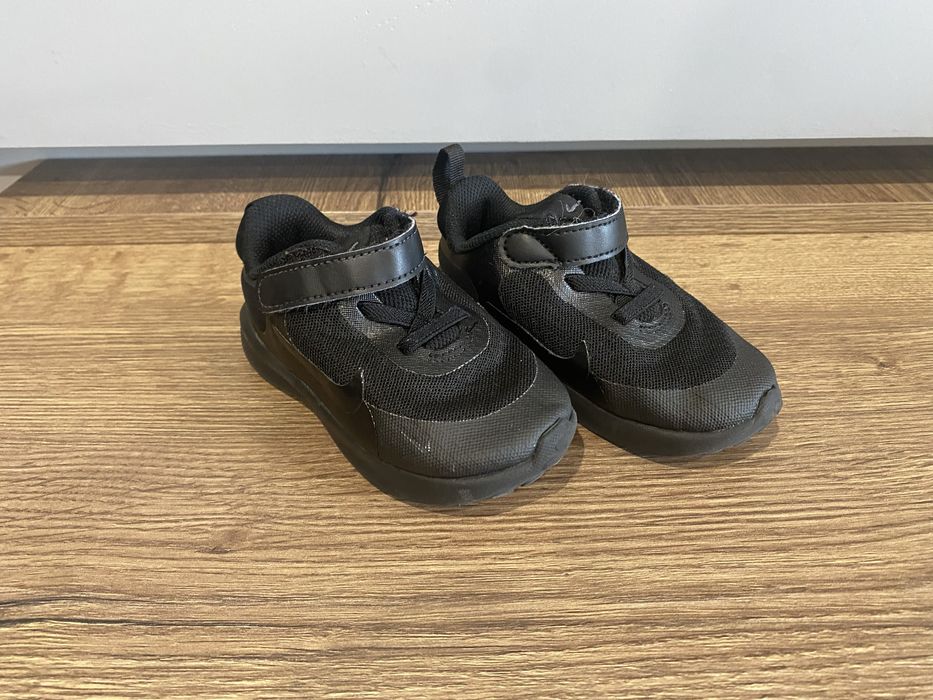 Nike Revolution 7 23.5