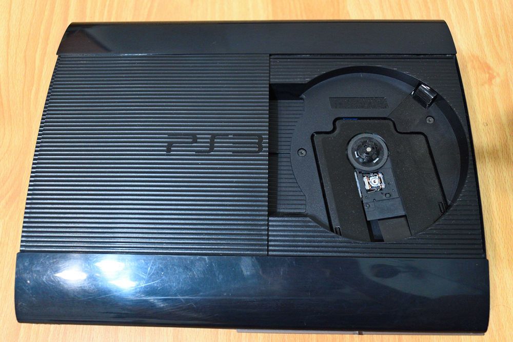 PlayStation 3 Super Slim 500GB HEN