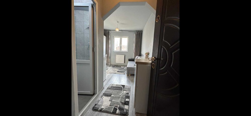 Sunt proprietar si inchiriez o garsoniera in Calea Buziasului, etaj 3.