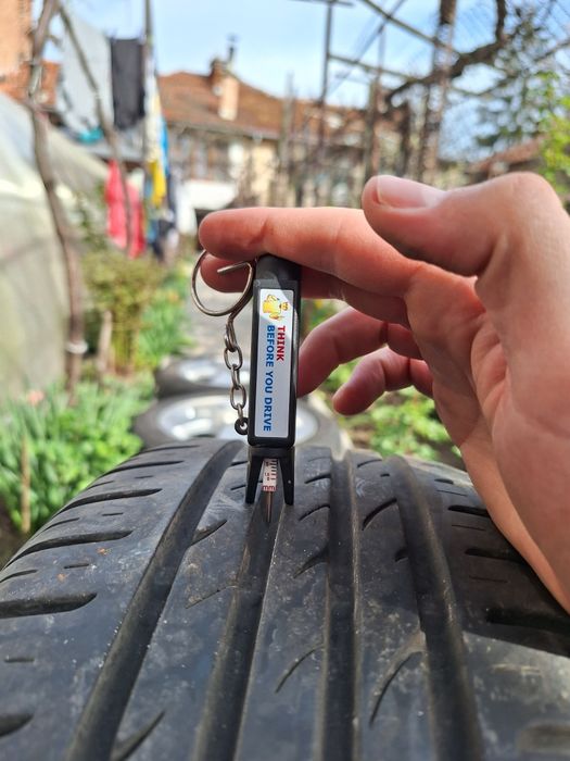 Продавам гуми с джанти