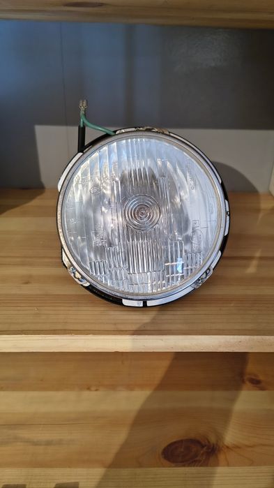 Фар за ВАЗ 2103 2106.