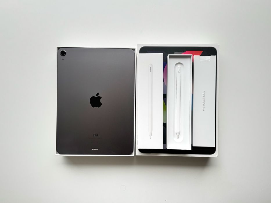 iPad Air (4th Generation) Space Gray Wi-Fi, 64 GB + Apple Pencil 2