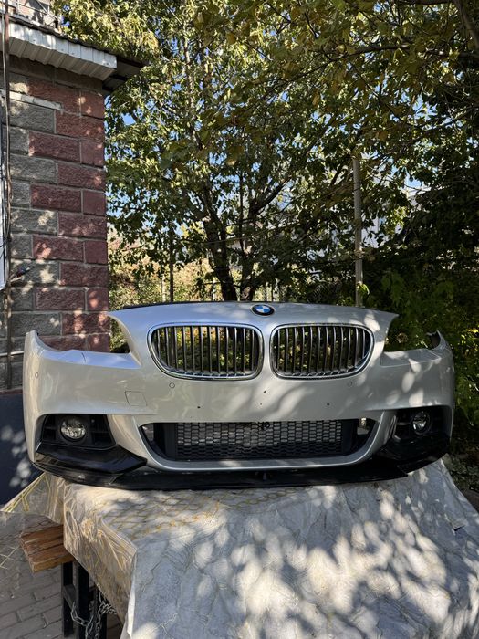 Передний бампер bmw f10