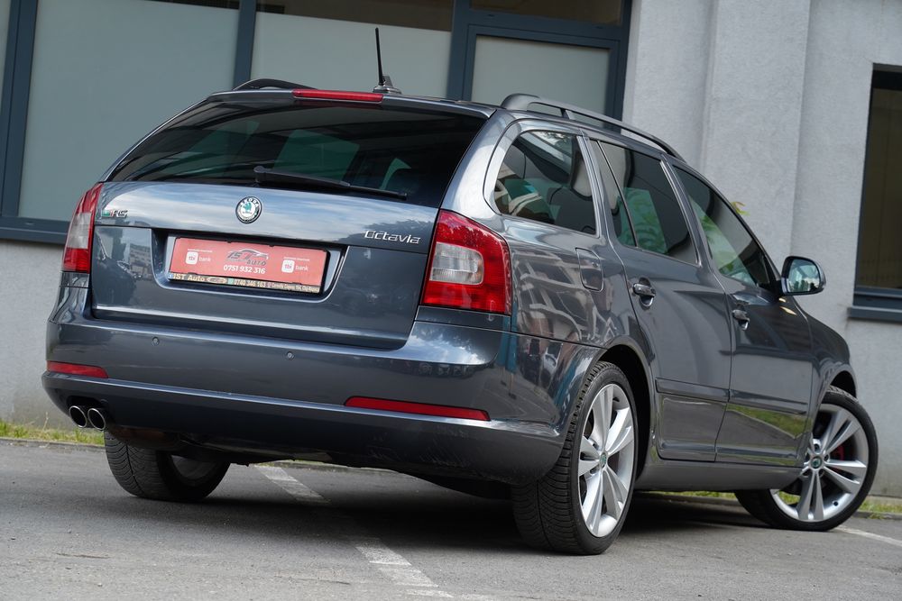 SKODA Octavia 2012 — imagine 3