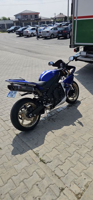 Yamaha R1 BigBang 2014