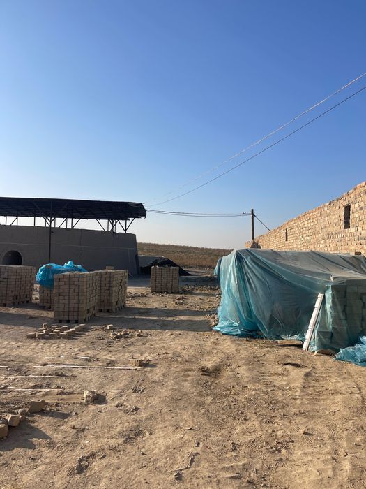 gisht zavod sotiladi