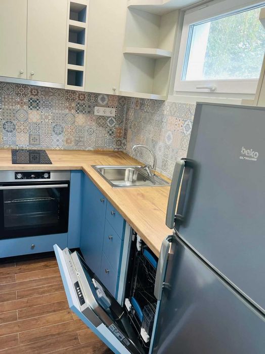 Дава се под наем Двустаен апартамент в Пловдив, Мараша - 60 кв.м за 423.81 € - Снимка #2