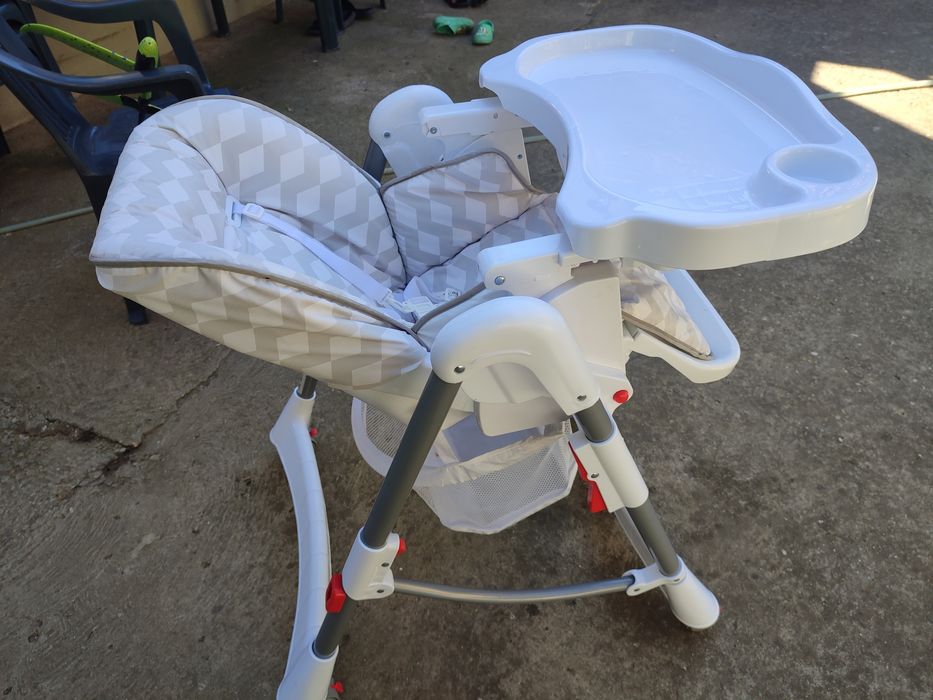 Scaun de masa pentru copii