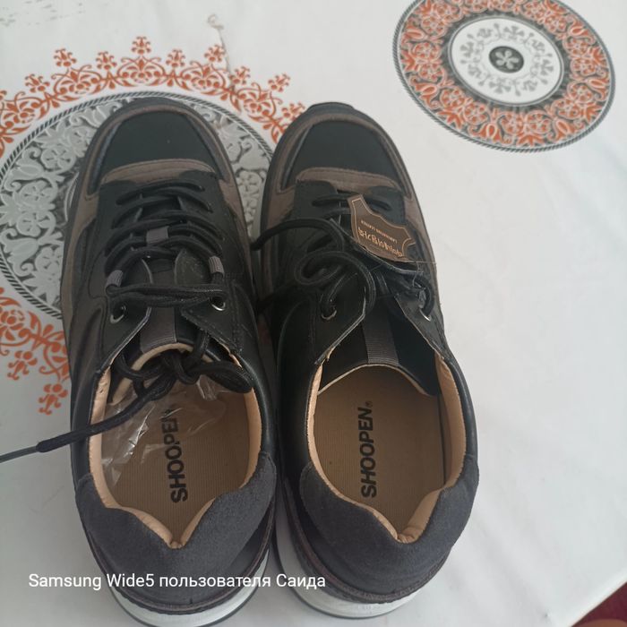 Кроссовка корейский