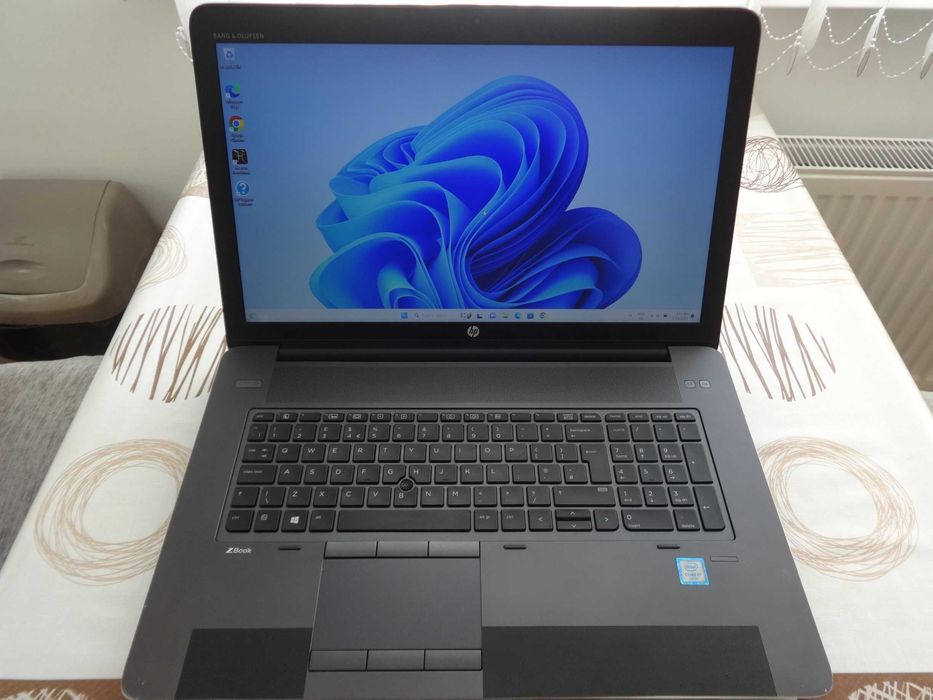 Геймарски Лаптоп HP ZBook 17 G3 17.3" i7-6700HQ 2.60GHz/RAM 16GB/Win11