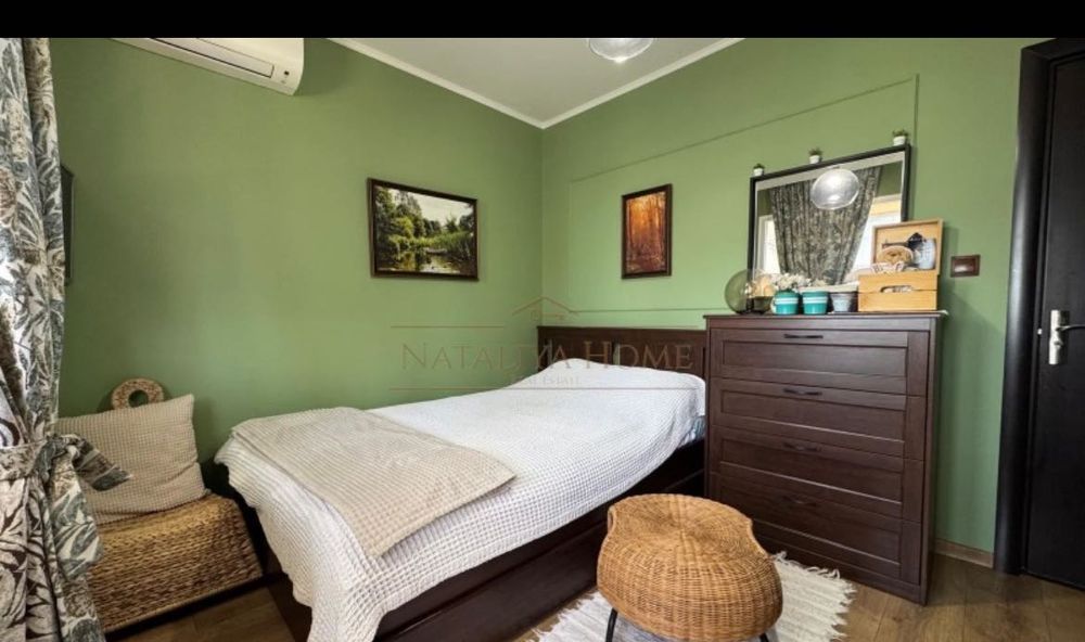 Продава се Четиристаен апартамент в Бургас, Сарафово - 100 кв.м за 867 €/кв.м - Снимка #8