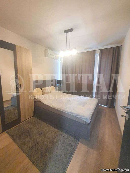 Дава се под наем Тристаен апартамент в Пловдив, Център - 110 кв.м за 764.49 € - Снимка #14