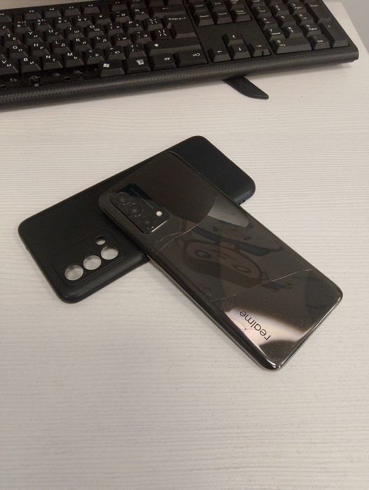 Realme Q3 Pro Carnival Edition