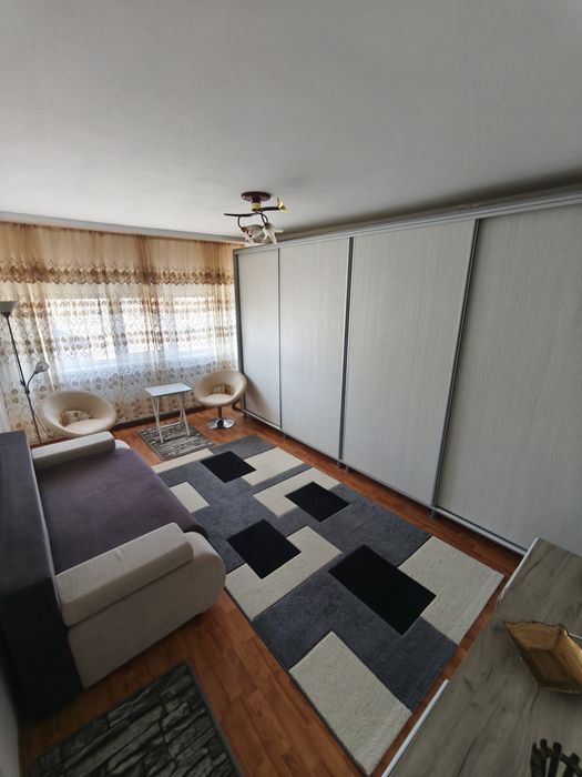 Închiriez apartament cu 2 camere în Năvodari