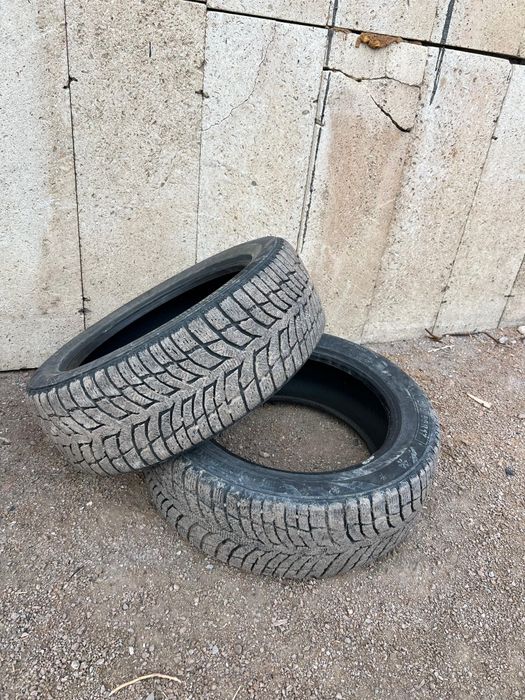 Продам зимние шины 17