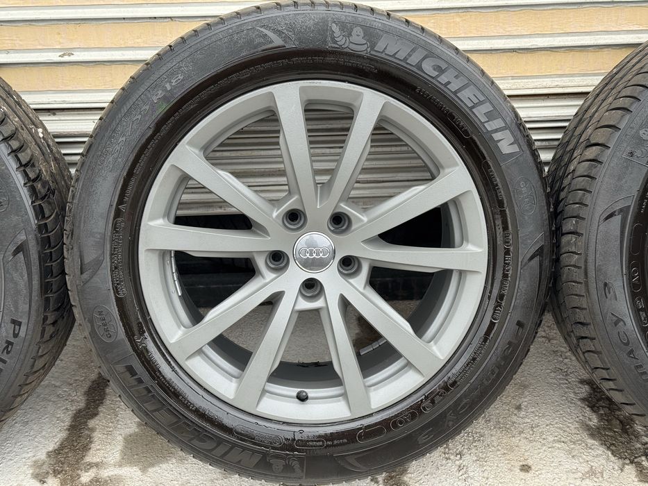 ОРИГИНАЛНИ Джанти 18” Audi A8/A6/A7 с ЛЕТНИ гуми 235/55/18