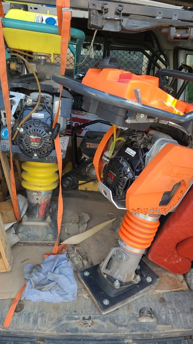 Inchiriez mai compactor, placa compactoare, picamer, ciocan demolator