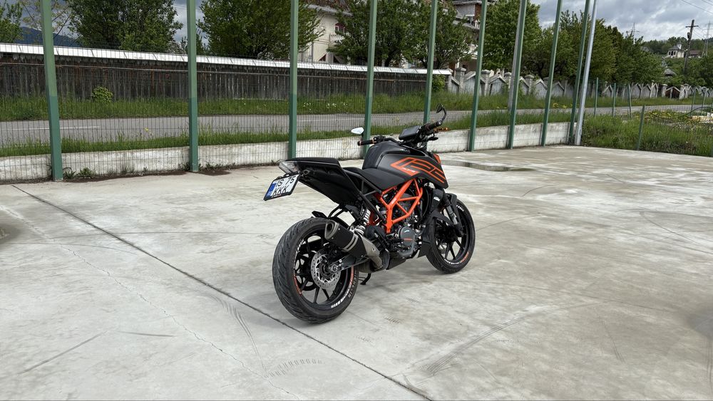 Ktm duke 125 2021