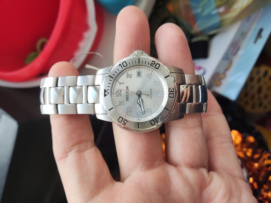 Няколко мъжки часовника